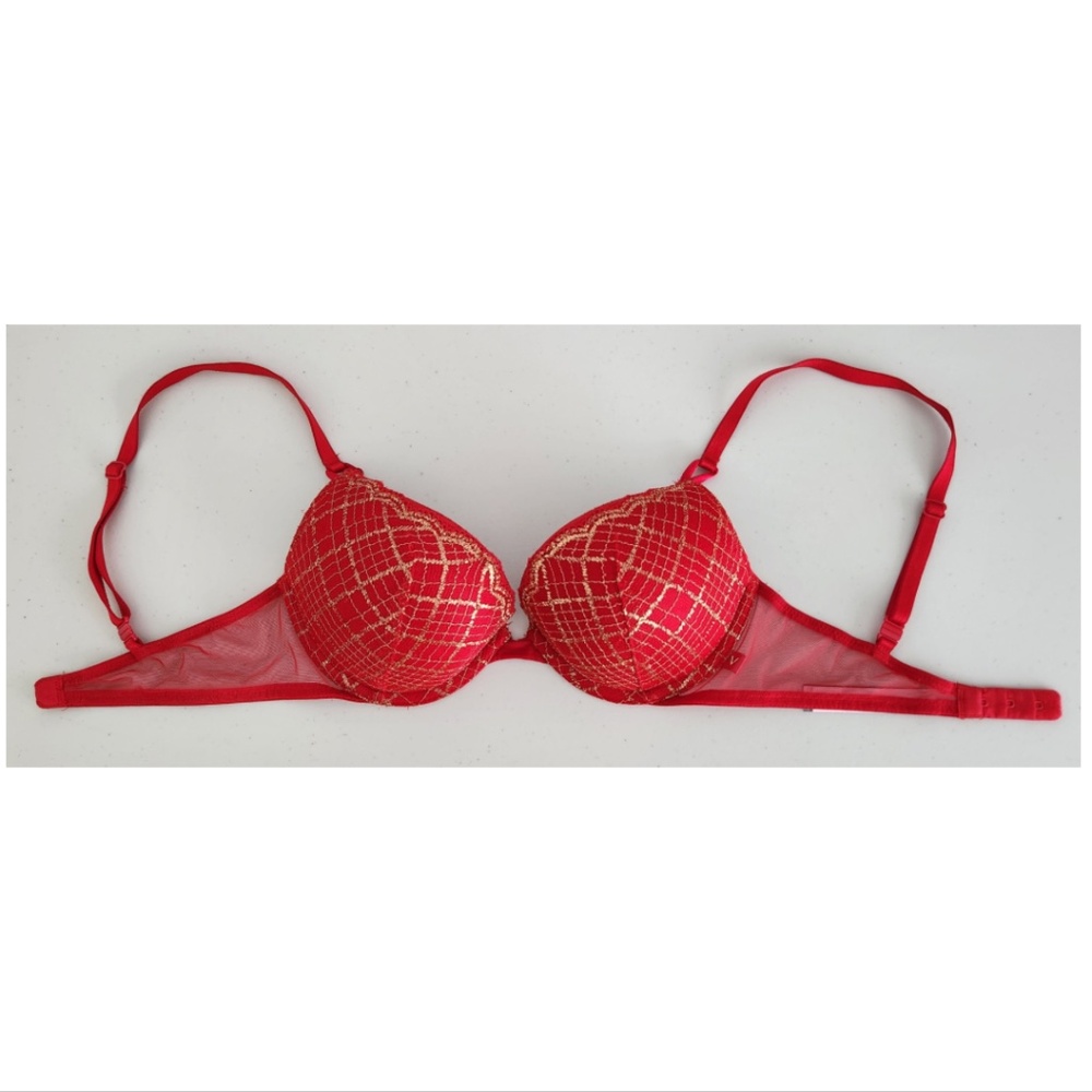 NEVER WORN! Victoria's Secret Red and Gold Push-Up Bra - Size 32C/C70